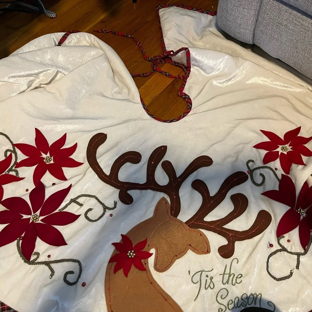 Pier 1 imports tree skirt.